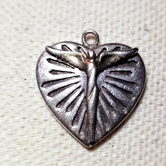 HEART & ANGELS Designer Collection by Lavaggi 925 Sterling Silver Pendant - Picture 1 of 3